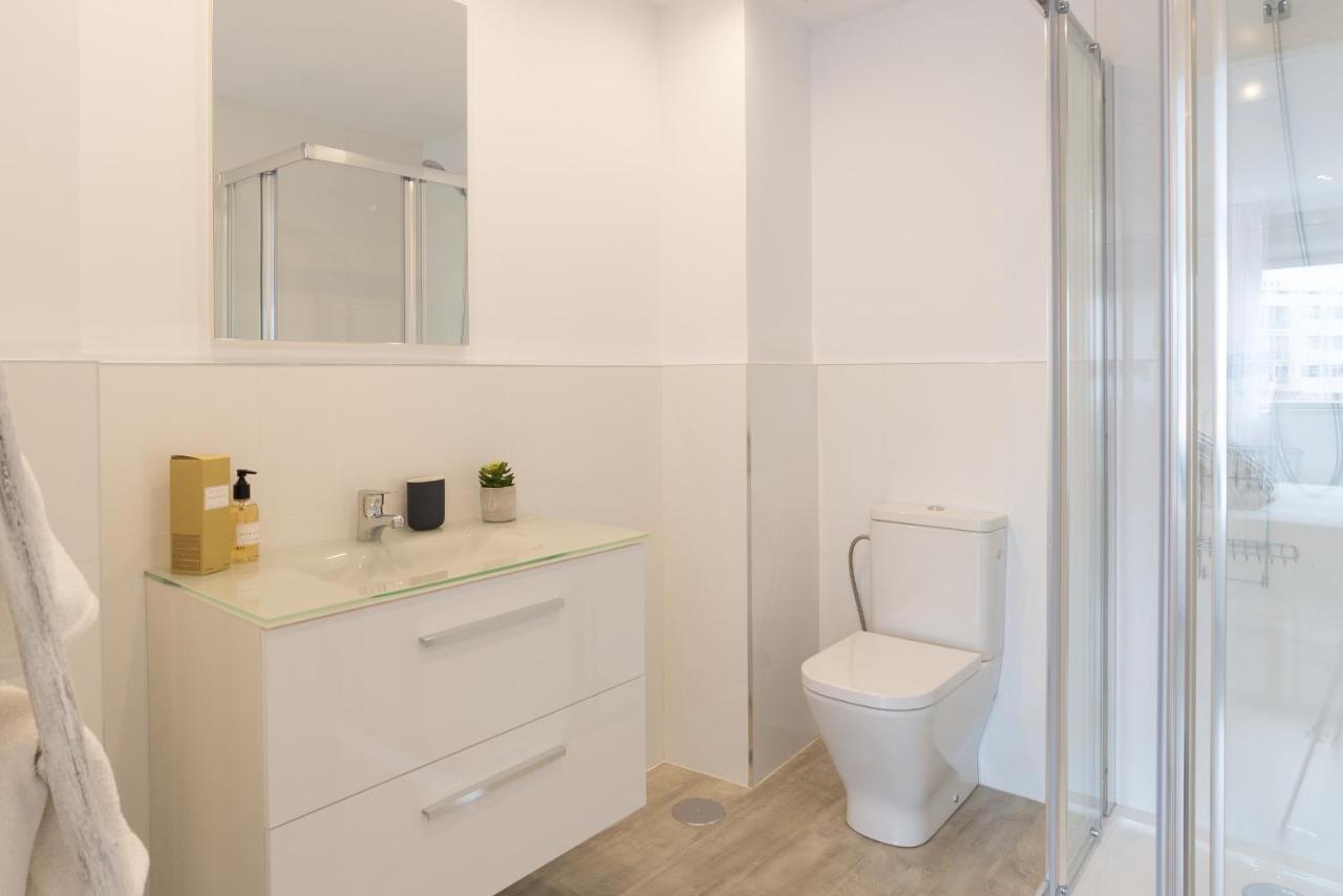 Urbe10 Angel Ganivet 2 Bedrooms Apartment Malaga Exterior photo