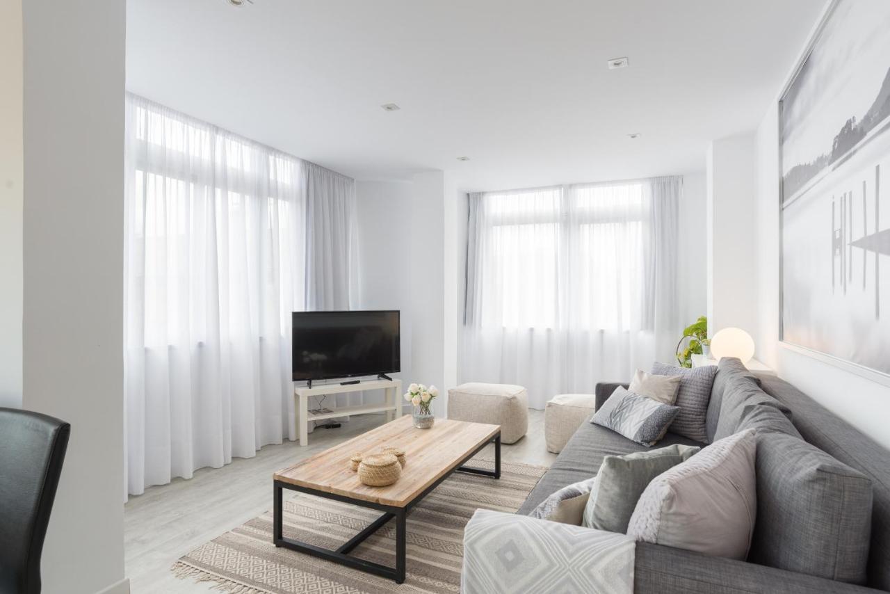 Urbe10 Angel Ganivet 2 Bedrooms Apartment Malaga Exterior photo